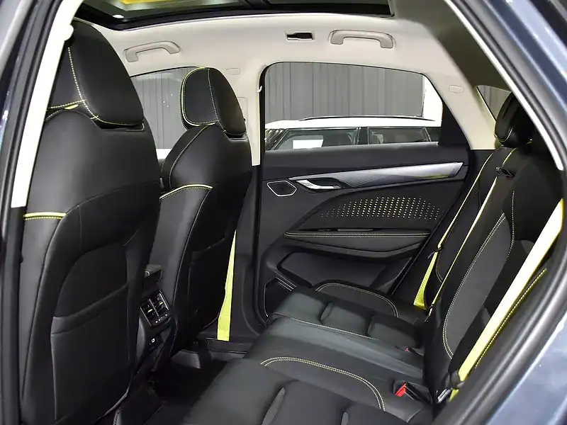 2024 Geely Tugella GL 4 Cylinders Engine Grey Black Crossover GCC Specs