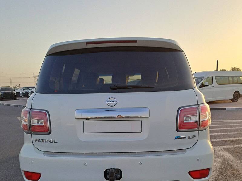 2012 Nissan Patrol LE 5.6 litres V8 Engine Petrol White Beige SUV