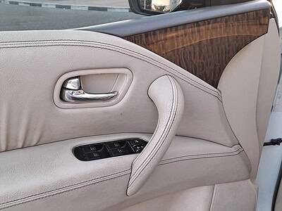 2012 Nissan Patrol LE 5.6 litres V8 Engine Petrol White Beige SUV