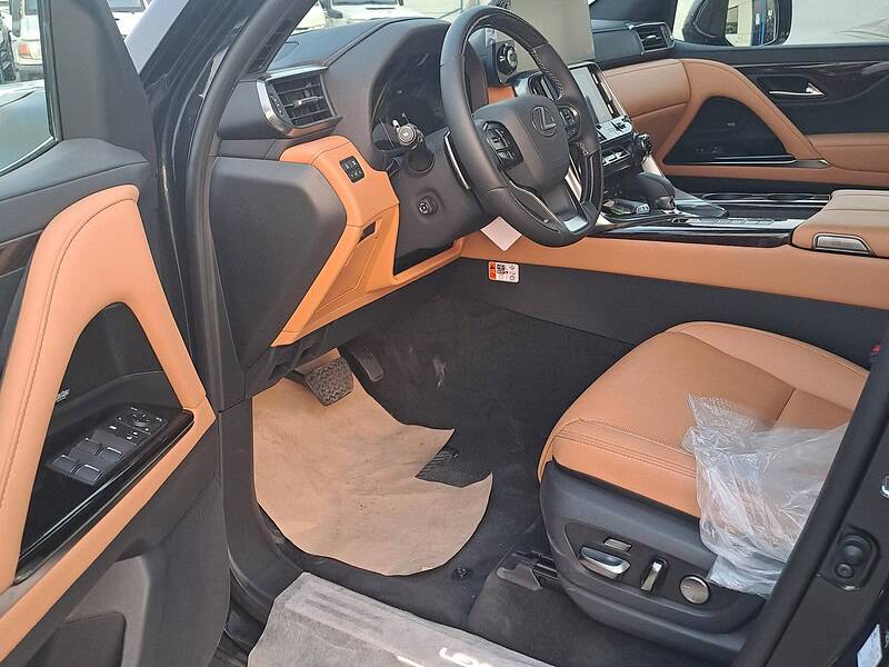 2025 Lexus LX 700h Hybrid 6 Cylinders Engine Petrol Black Tan Full SUV