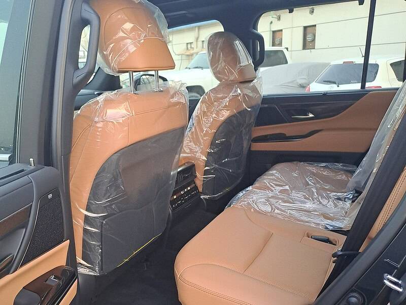 2025 Lexus LX 700h Hybrid 6 Cylinders Engine Petrol Black Tan Full SUV