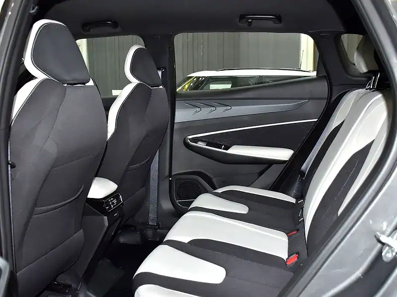 2026 Geely CityRay GC 4 Cylinders Engine Grey White SUV GCC Specs