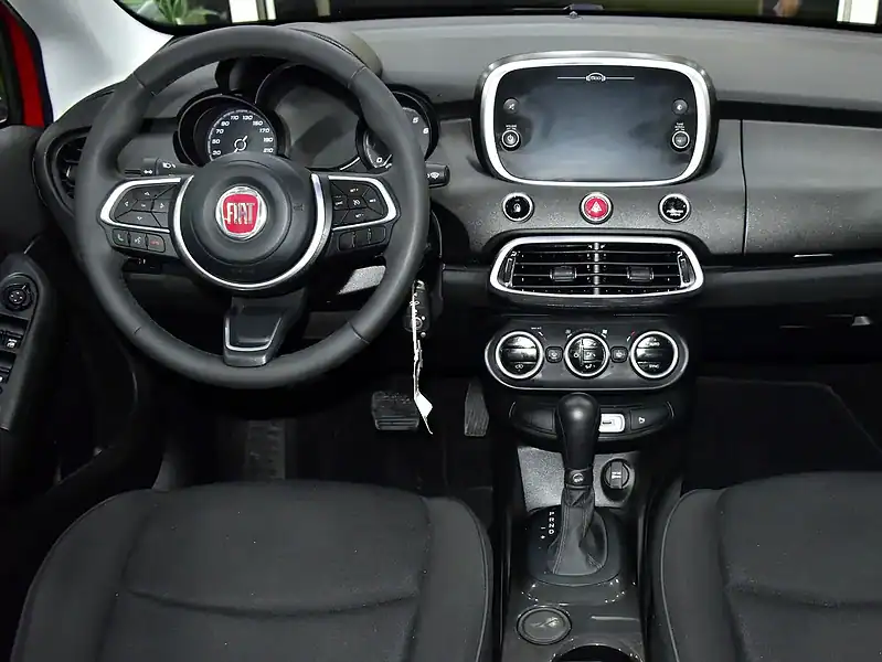 2023 Fiat 500X City Cross 4 Cylinders Engine Red Black Crossover GCC Specs