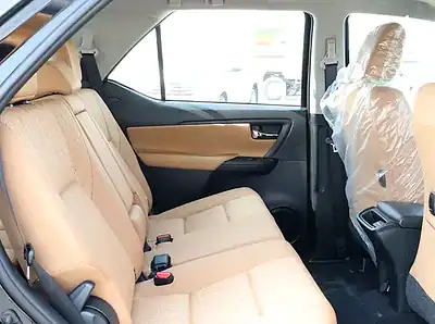 2025 Toyota Fortuner SR5 2.7L 4 Cylinders Engine Petrol Black Beige GCC Specs