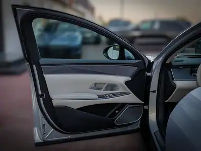 2025 BYD HAN Flagship Edition Electric 650+ KM Silver White Sedan