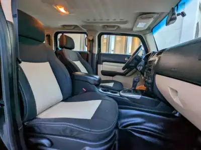 2008 Hummer H3 Other 5 Cylinder Engine Petrol Black SUV GCC Specs