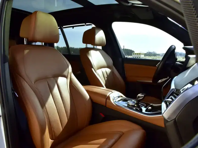 2019 BMW X5 Xdrive 40i 6 Cylinder Engine White Tan SUV GCC Specs