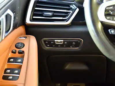 2019 BMW X5 Xdrive 40i 6 Cylinder Engine White Tan SUV GCC Specs