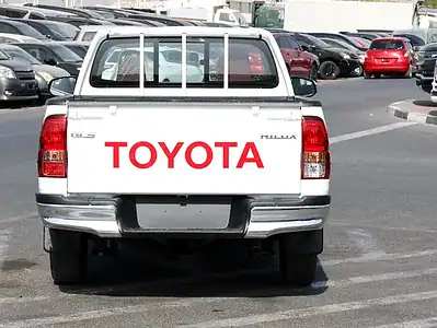 2025 Toyota Hilux SR RWD 2.7 L 4 Cylinders Engine White Red Pick Up Truck