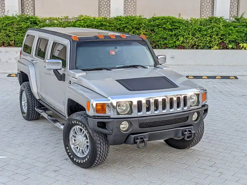 2006 Hummer H3 Other 5 Cylinders Engine Silver Black SUV GCC Specs
