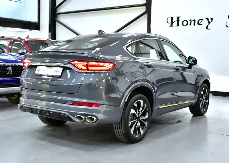 2024 Geely Tugella GL 4 Cylinders Engine Grey Black Crossover GCC Specs