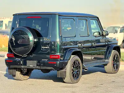 2019 Mercedes-Benz G-Class G 63 AMG 4.5 Grade 8 Cylinders Engine Green Brown SUV