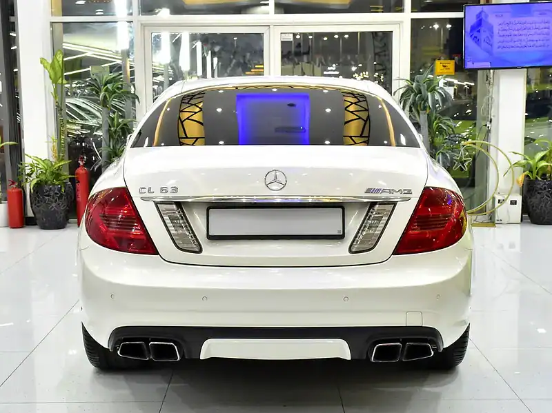 2011 Mercedes-Benz CL-Class CL 63 AMG 8 Cylinders Engine White Beige Coupe