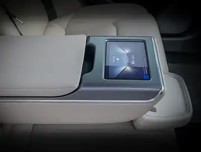 2025 BYD HAN Other Hybrid 4 Cylinders Engine Green White Sedan