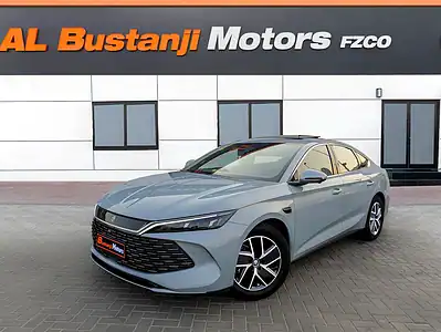 2025 BYD Qin L DM-i Hybrid 4 Cylinders Green Black Sedan FWD