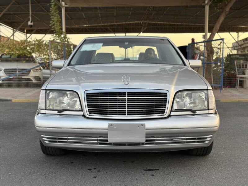 1997 Mercedes-Benz S500 5.0 litres V8 Engine Silver Black Sedan