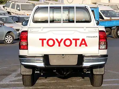 2025 Toyota Hilux Double Cab 2.7 litres 4 Cylinders Engine Petrol White Red