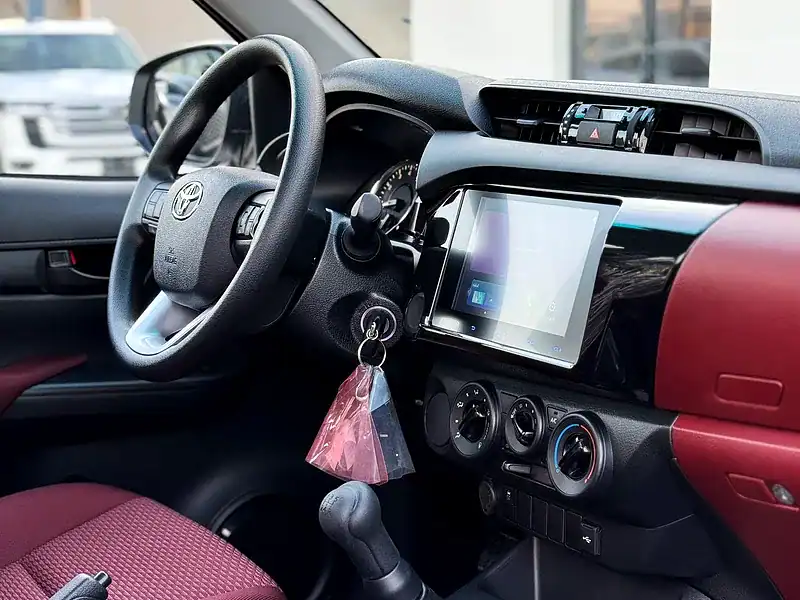 2025 Toyota Hilux Single Cab 4 Cylinder Engine White Maroon Truck Manual