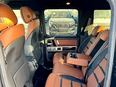 2019 Mercedes-Benz G-Class G 63 AMG 4.5 Grade 8 Cylinders Engine Green Brown SUV