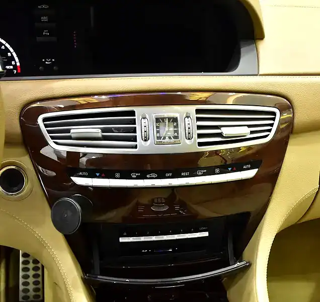 2011 Mercedes-Benz CL-Class CL 63 AMG 8 Cylinders Engine White Beige Coupe