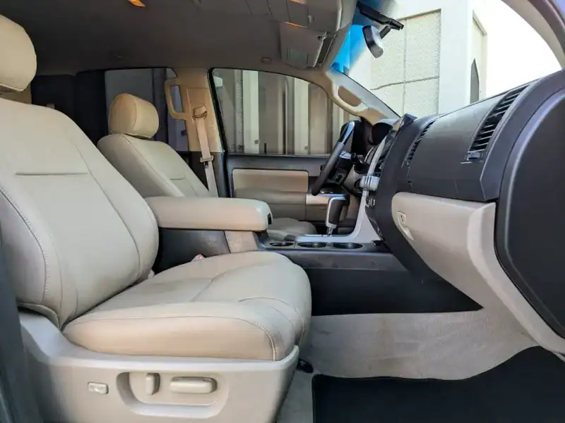 2007 Toyota Tundra Limited FACELIFTED 2025 4X4 V8 5.7L Black Beige Excellent Condition