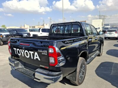 2025 Toyota Hilux 2.4L Turbo 4 Cylinder AT DC Black Red Truck Diesel