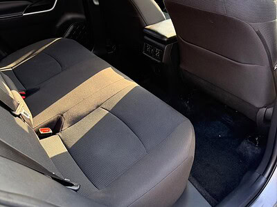 2024 TOYOTA RAV 4 LE AWD 2.5 litres V4 Cylinder Engine Silver Black SUV