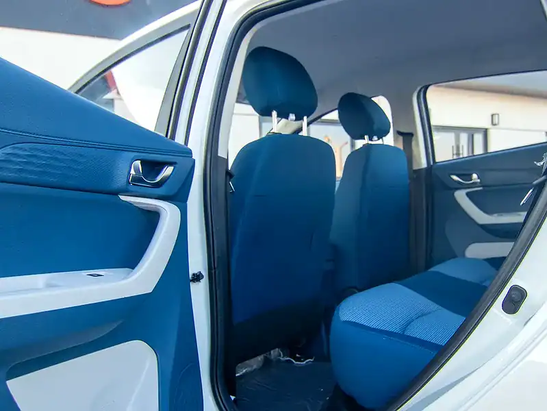 2024 Changan E-Star Full Option 250 - 350 KM White Blue Hatchback