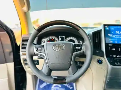 2019 Toyota Land Cruiser GXR 4.0L 6 Cylinders Engine Black Beige SUV GCC
