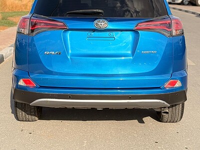 2018 TOYOTA RAV 4 LIMITED 2.5 litres V4 Cylinder Engine Blue Black SUV
