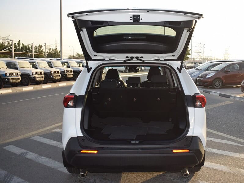 2019 Toyota Rav 4 2.5L 4 Cylinder Engine White Black SUV AT