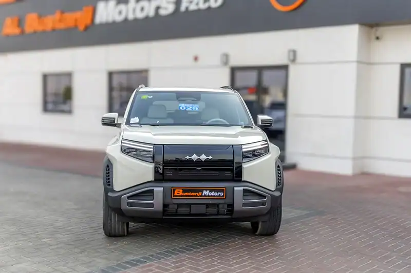 2025 BYD Leopard Titanium 3 4WD Max Electric 450 - 550 KM Beige White SUV