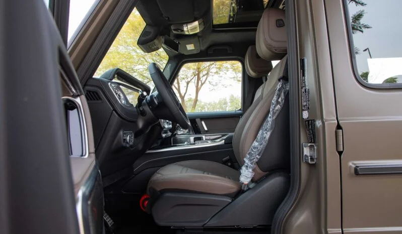 2025 Mercedes-Benz G 500 ADVENTURE 3L GCC Specs Brown SUV