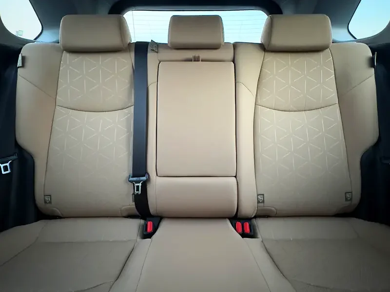 2025 Toyota Rav 4 XLE Hybrid 4 Cylinders Engine Black Beige SUV GCC Specs