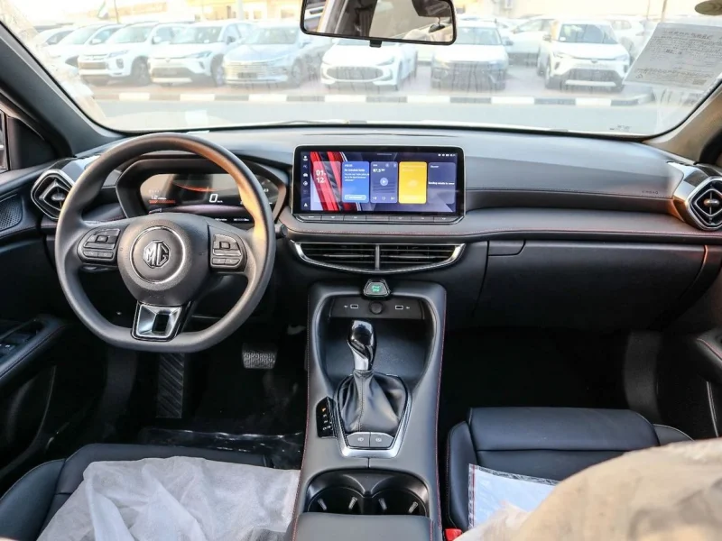 2025 MG 5 MG 5 1.5L 4 Cylinders 180 DVVT Full Option White Black Sedan