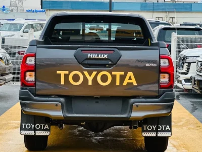 2025 Toyota Hilux Adventure 4.0L 6 Cylinders Engine Grey Black GCC Specs