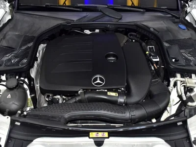 2020 Mercedes-Benz C-Class C200 4 Cylinders Engine White Brown Sedan