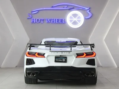 2020 Chevrolet Corvette 3LT 6.2L 8 Cylinders Engine Convertible White Maroon