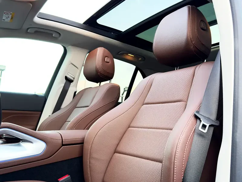 2024 Mercedes-Benz GLE-Class GLE 450 4 Cylinders Engine Black Brown SUV