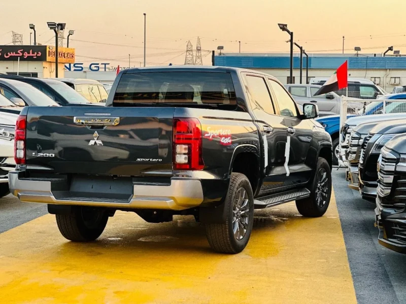 2026 Mitsubishi L200 SPORTERO 2.4L Diesel 4 Cylinders Engine Grey Black GCC Specs