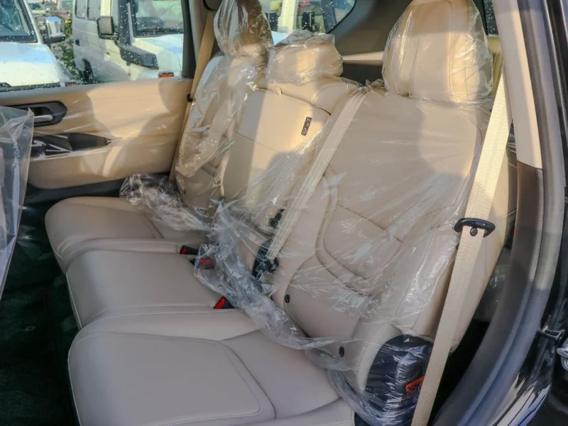 2025 Nissan Patrol LE VR35 3.5L V6 Engine Petrol 4WD Black Beige SUV GCC Specs