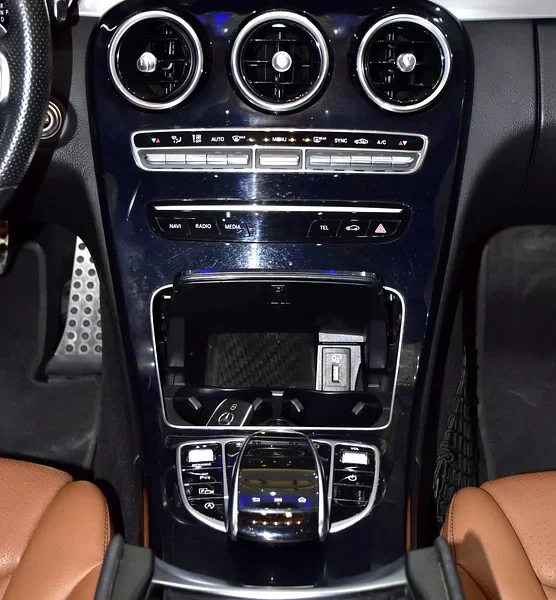 2020 Mercedes-Benz C-Class C200 4 Cylinders Engine White Brown Sedan