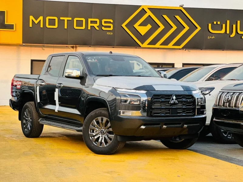 2026 Mitsubishi L200 SPORTERO 2.4L Diesel 4 Cylinders Engine Grey Black GCC Specs