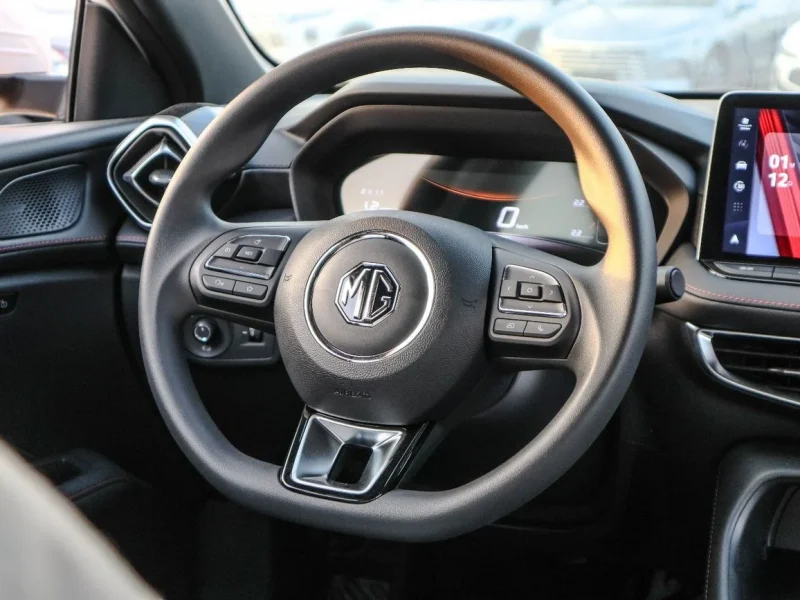 2025 MG 5 MG 5 1.5L 4 Cylinders 180 DVVT Full Option White Black Sedan