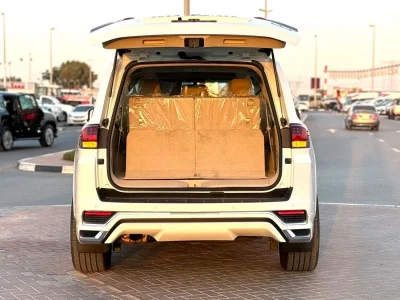 Toyota Land Cruiser GXR 4.0L 6 Cylinders Engine White Beige SUV GCC Specs