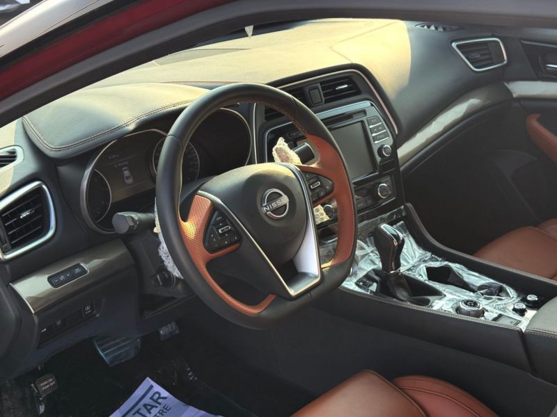 2023 Nissan Maxima SR 3.5 litres Petrol V6 Engine GCC Specs Red Tan Sedan