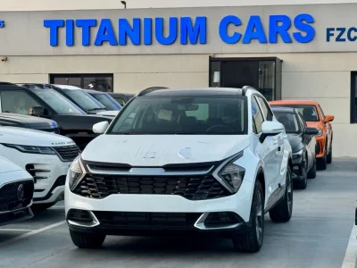 2025 Kia Sportage 2.0L 4 Cylinders Engine Petrol FWD White Black SUV