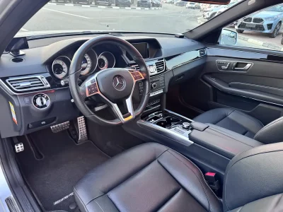 2015 Mercedes-Benz E-Class E 300 4matic 6 Cylinders Engine Silver Black Sedan