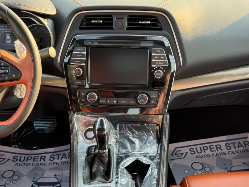 2023 Nissan Maxima SR 3.5 litres Petrol V6 Engine GCC Specs Red Tan Sedan