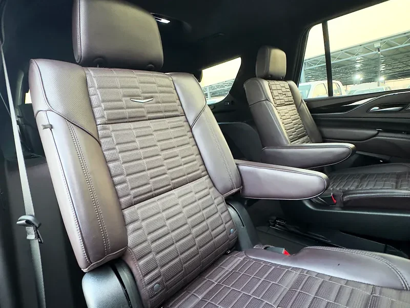 2022 Cadillac Escalade 600 Black Edition 8 Cylinders Engine Black Maroon SUV